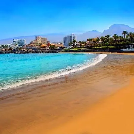 White House - Clasto * San Miguel de Abona