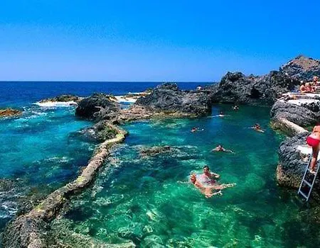 White House - Clasto *