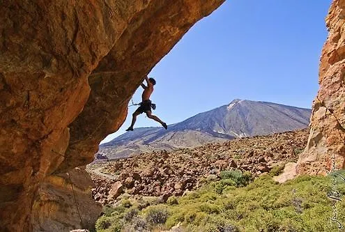 White House - Clasto * San Miguel de Abona