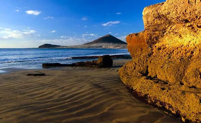 White House - Clasto 公寓