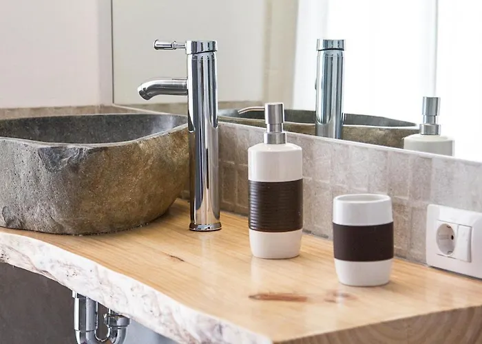 White House - Clasto Apartamento