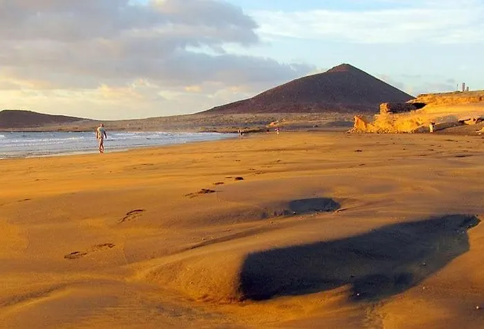 White House - Clasto Сан Мигель