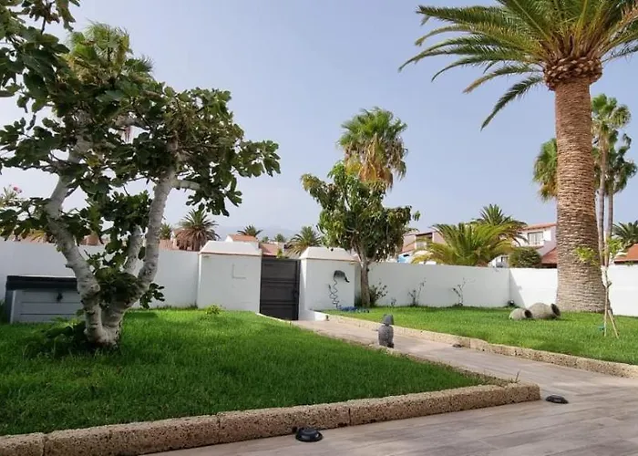 Апартаменты White House - Clasto *