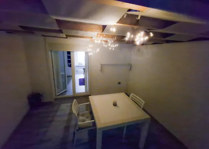 White House - Clasto