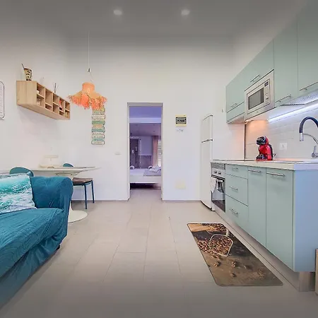 White House - Clasto * San Miguel de Abona